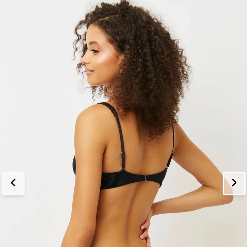 NWT FRANKIES BIKINIS Anna Underwire Ribbed Bikini Top